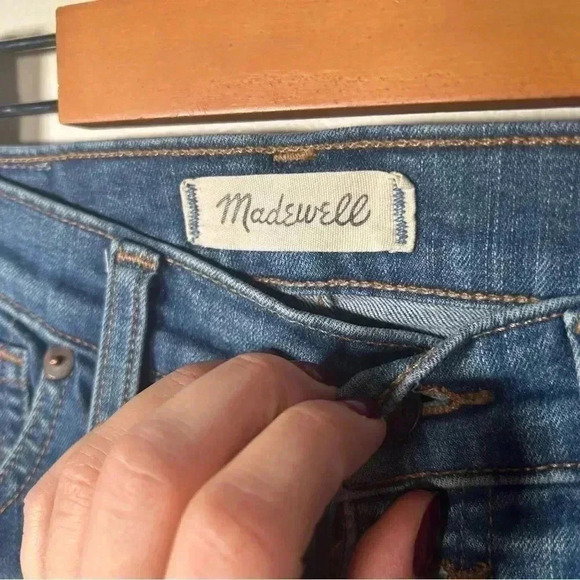 Madewell 10"  High-Rise Skinny Jeans in Brockton Wash 27 - Picture 5 of 7